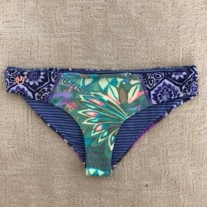 Maaji bikini bottoms size S